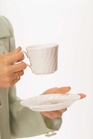 大阪でレンタルアートフラワーによりコスト削減